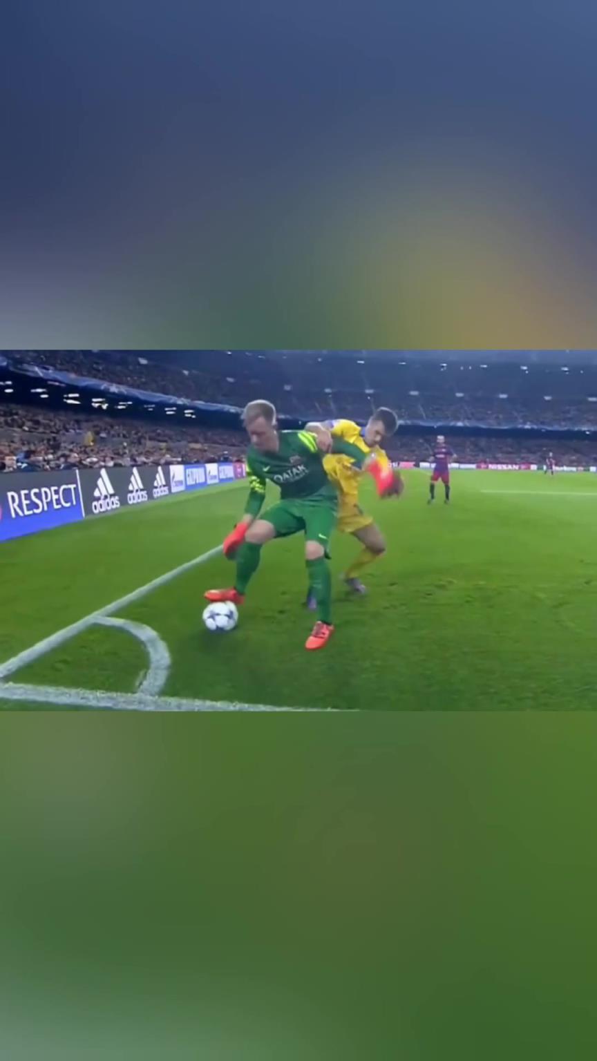 特爾施特根：老子的護(hù)球像亨利！誰來了也不好使！